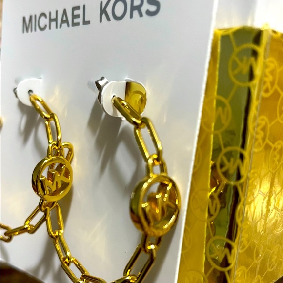 Michael Kors Gold Tone Chain Link Open Hoop Earrings MK Logo Frontal Hoop - Picture 7 of 7